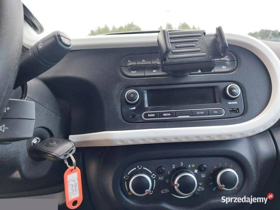 Renault Twingo 10 benzyna 71 2015r nieuszkodzony Twingo Goszcz
