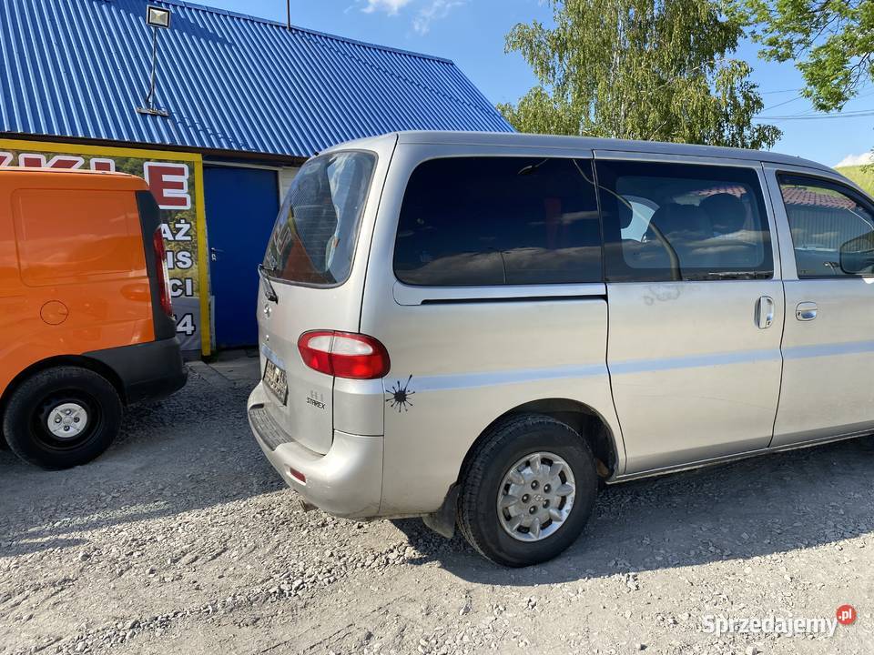 Hyundai h200 starex h1 satelite 24 na części Przeworsk