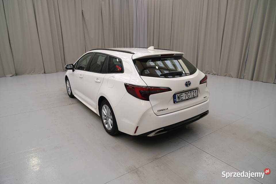 TOYOTA COROLLA 2024 179800 ccm 98 hybryda Corolla Warszawa