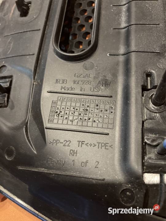 Ford Mustang wloty maski oryginał komplet prawy osobowe Mocowania Opole sprzedam