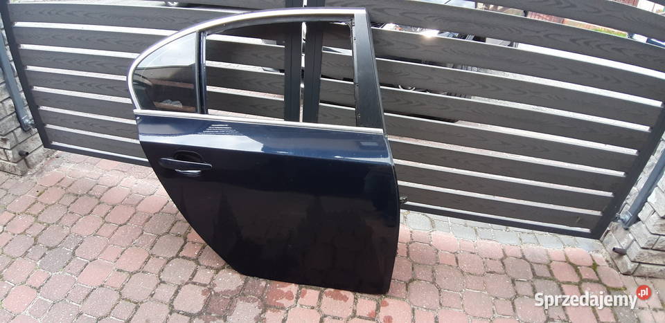 Sprzedam drzwi do BMW 520 Trzebnica