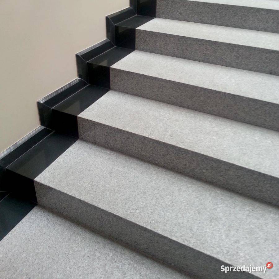 Stopień granitowy G603 płomieniowany Łódź