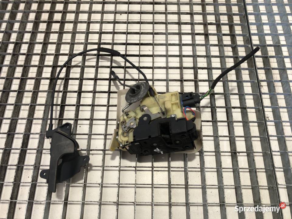 ZAMEK DRZWI LEWY PRZÓD VW TRANSPORTER T5 Bus osobowe