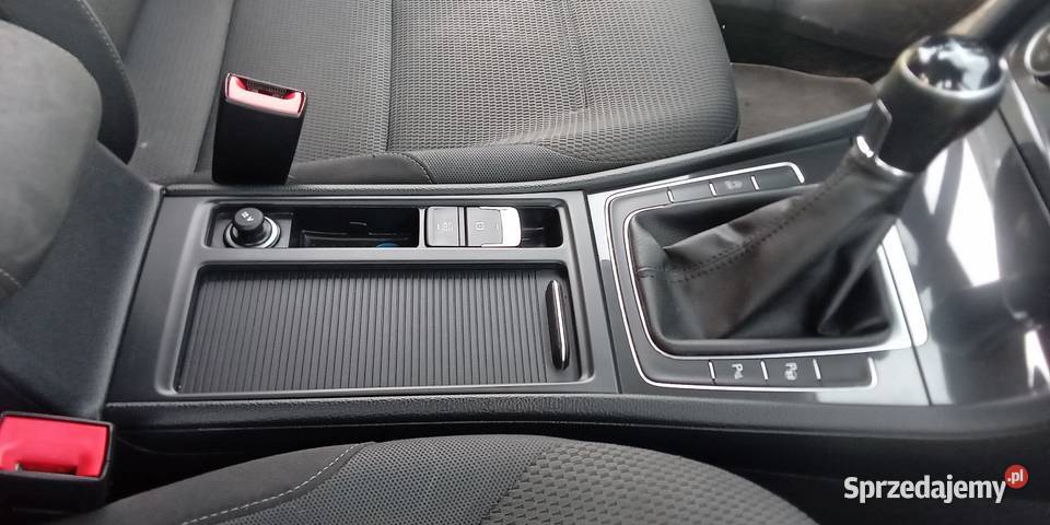 VOLKSWAGEN GOLF KOMBI KOMFORTOWY ŁADNY nawigacja Rzeczniówek