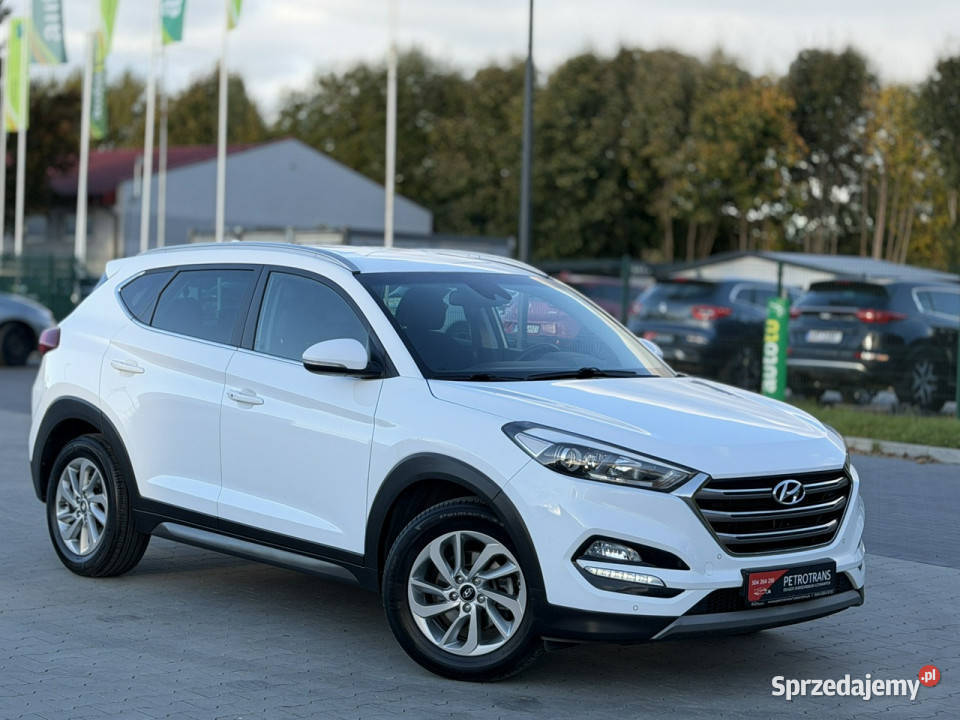 Hyundai Tucson 17 CRDI 141 LED Automat Nawigacja elektrochrom. lusterka boczne Mrągowo sprzedam