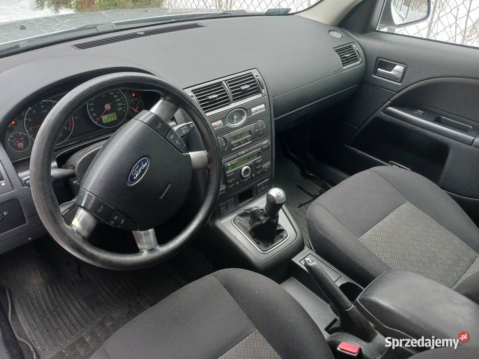 FORD MONDEO MK3 18 16V HAK benzyna 5d 2005 stan centralny zamek Łochów