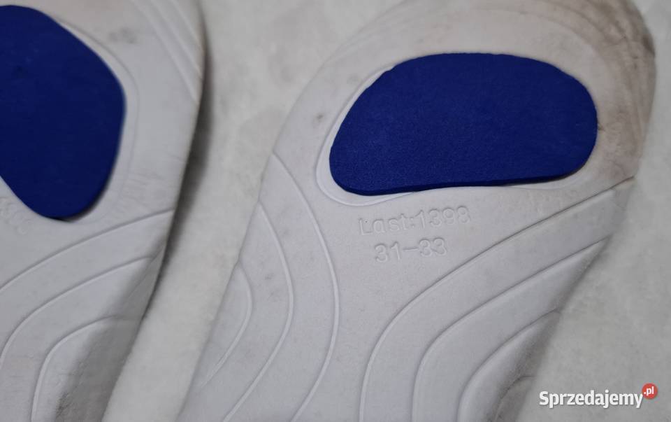 Buty chłopięce sportowe na rzepy granatowe 3133 22cm Dla Dziecka Czeladź