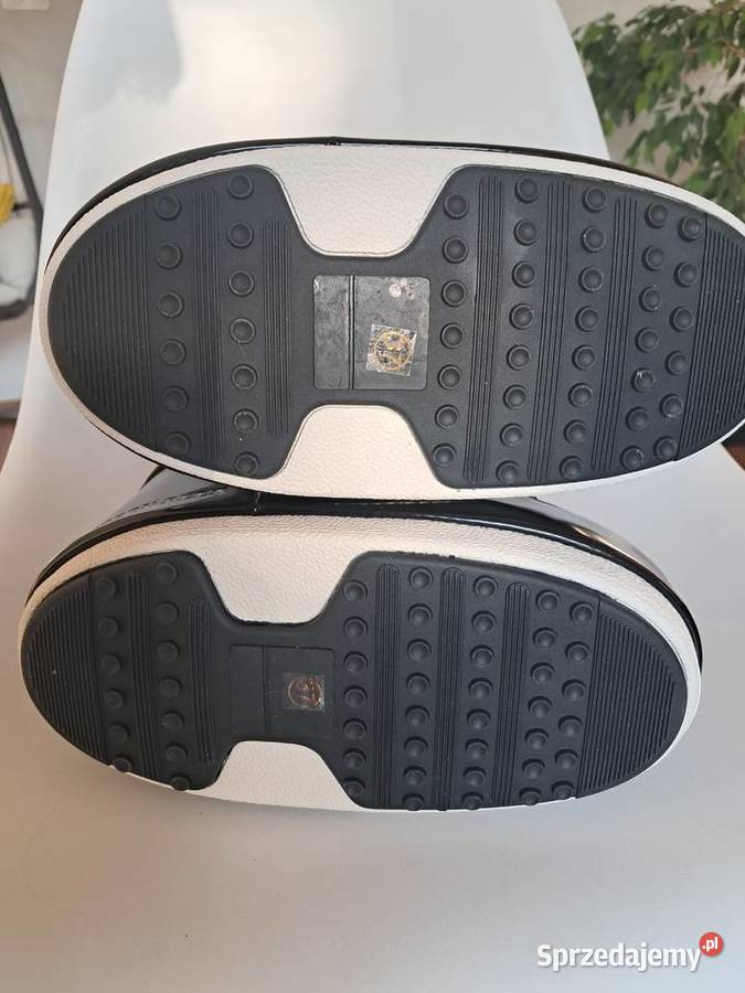 nowe buty śniegowce rozmiar 37 brak metki inna Sandomierz sprzedam