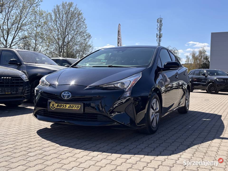 Toyota Prius 2016 Rok produkcji 2016 Warszawa