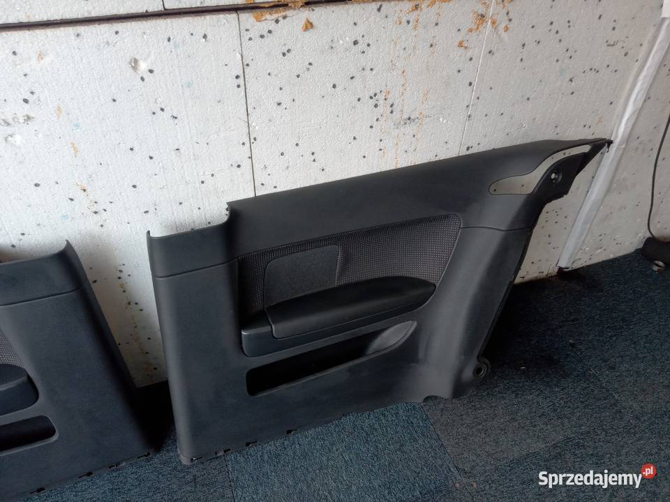 Audi A3 8P boczki tapicerki tylne komplet lubelskie