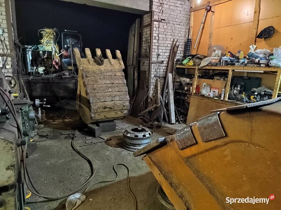 Naprawa otworów tulejowanie serwis maszyn Katowice serwis