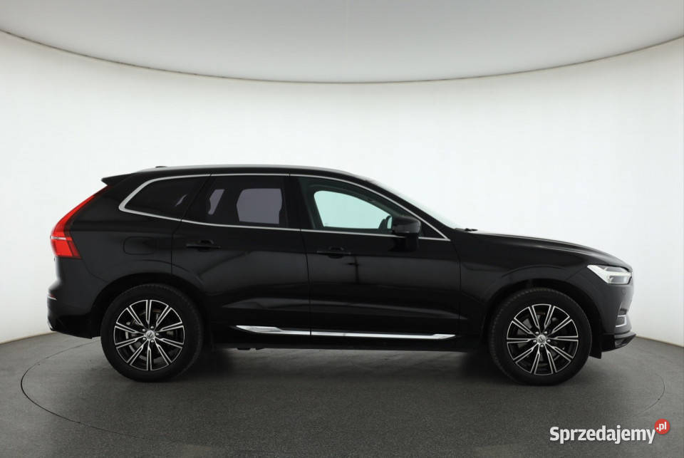 Volvo XC60 D4 Rok produkcji 2017 Piaseczno