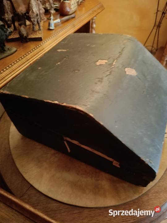 Stary futerał na akordeon Lipno