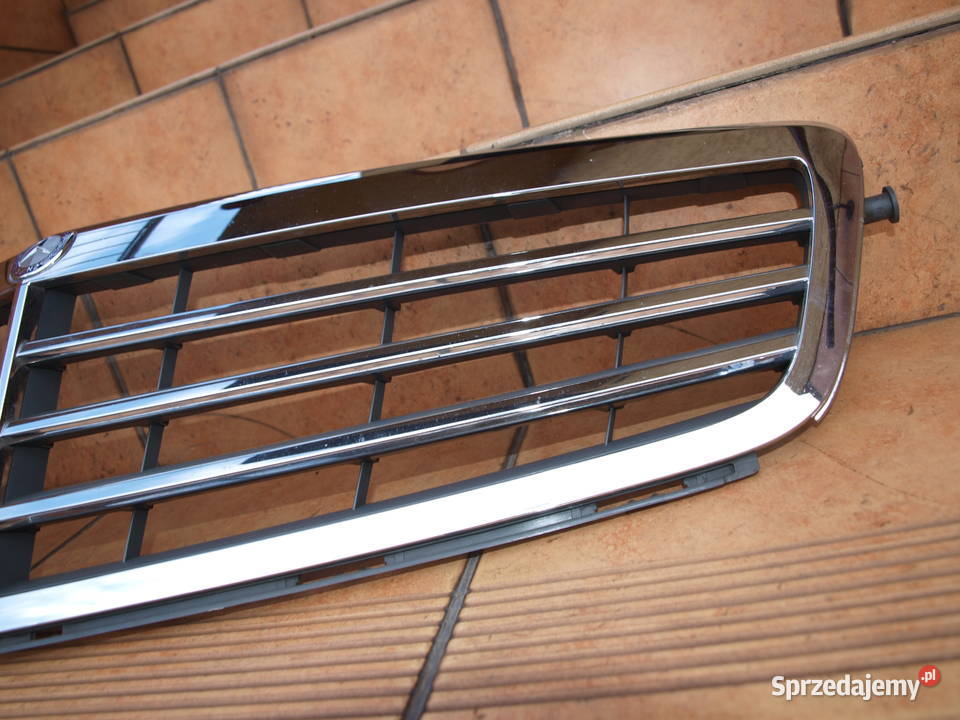 Mercedes C klasa W204 grill chrom atrapa przód Kalisz