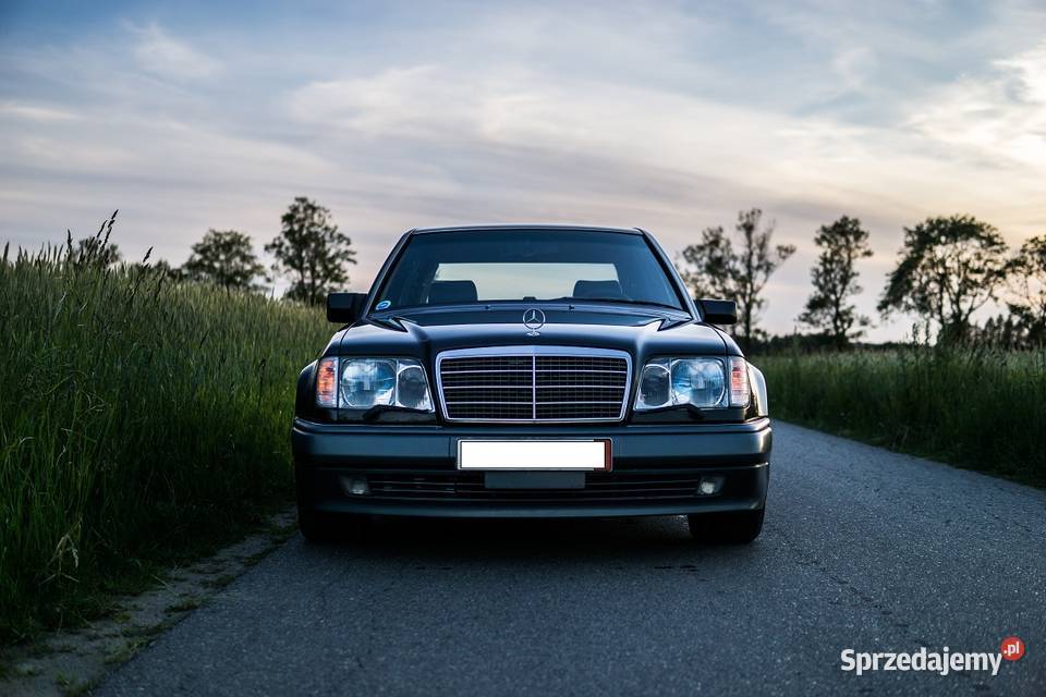 Mercedes E500 94r 223 Japonia