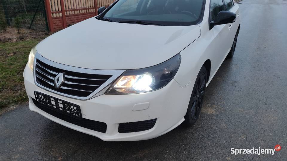 Części Renault Latitude TEQXA 30 dCi V9X zderzak osobowe