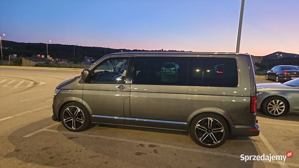 Multivan t61 dsg nieuszkodzony Samochody osobowe Kraków