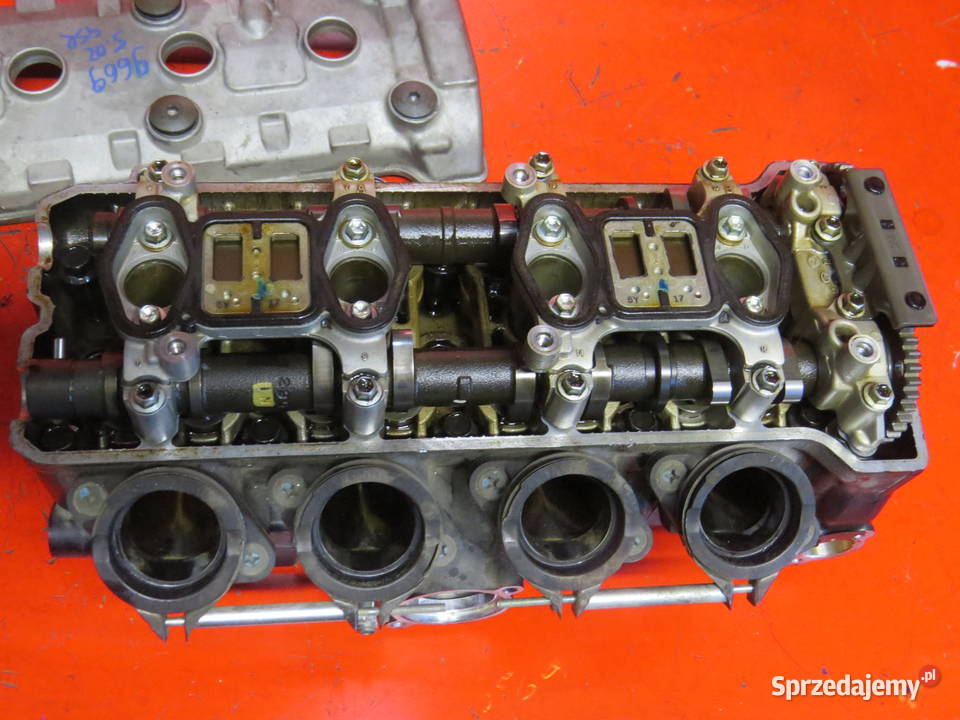 SUZUKI GSR 600 GSR600 K10 09 głowica zawory Cylindry, głowice, pierścienie Warszawa