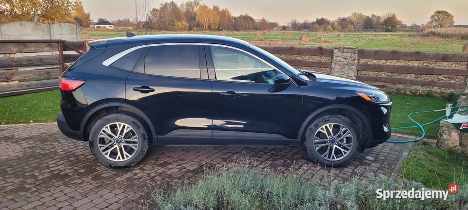 Ford Kuga Escape 15 Benzyna 180 4x4 werSEL 2022r Koło