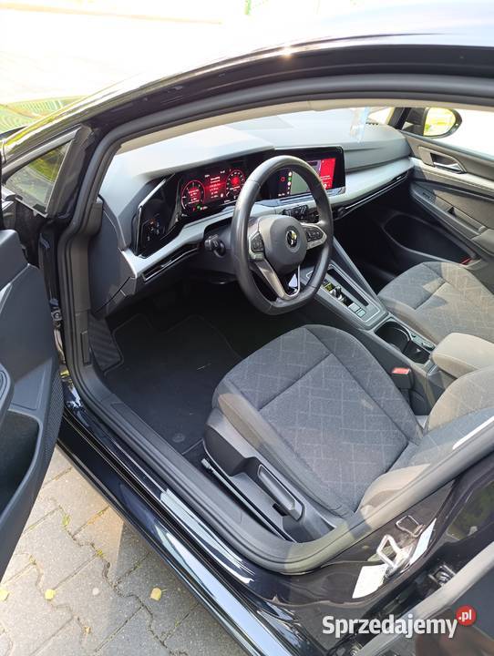 Volkswagen Golf 8 2021r 20 TDI automat DSG Staszów sprzedam