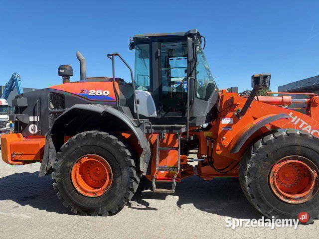 Ladowarka kolowa Hitachi ZW 2506 Warszawa