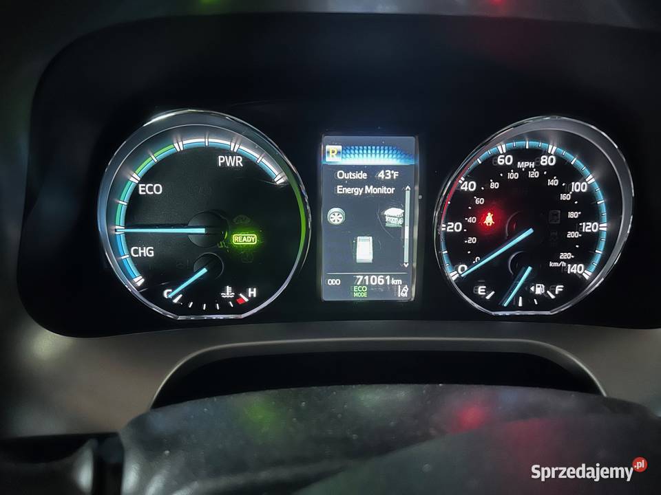 Toyota Rav 4 Hybrid AWDi 25 197 4x4 2017r małopolskie Gorlice sprzedam