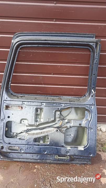 Nissan Patrol GR klapa tylna Lubin