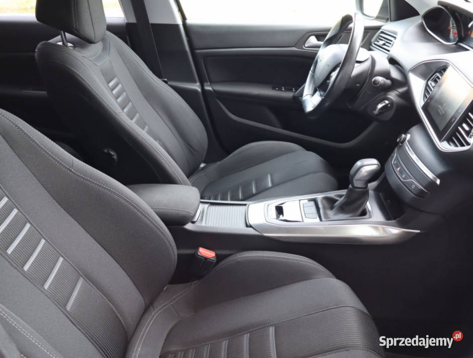 Peugeot 308 12 PureTech Rok produkcji 2014 mazowieckie Piaseczno