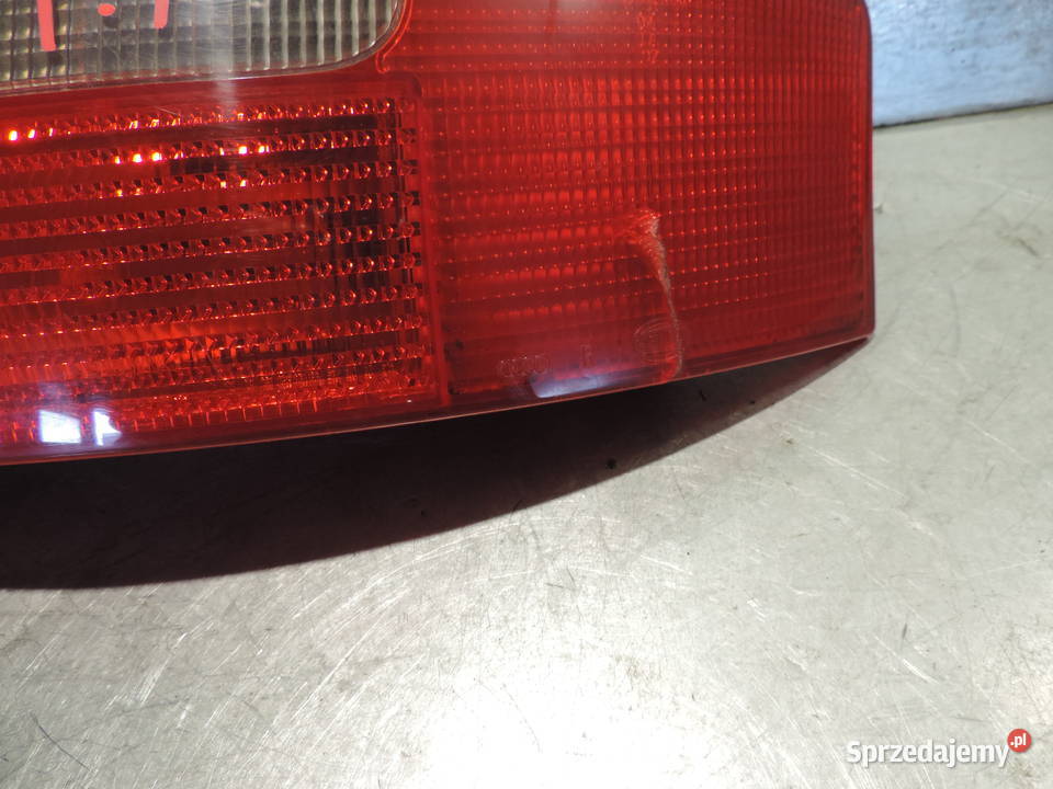 LAMPA PRAWY TYŁ AUDI A6 C5 SEDAN Rok produkcji 1998 małopolskie Nowy Sącz sprzedam