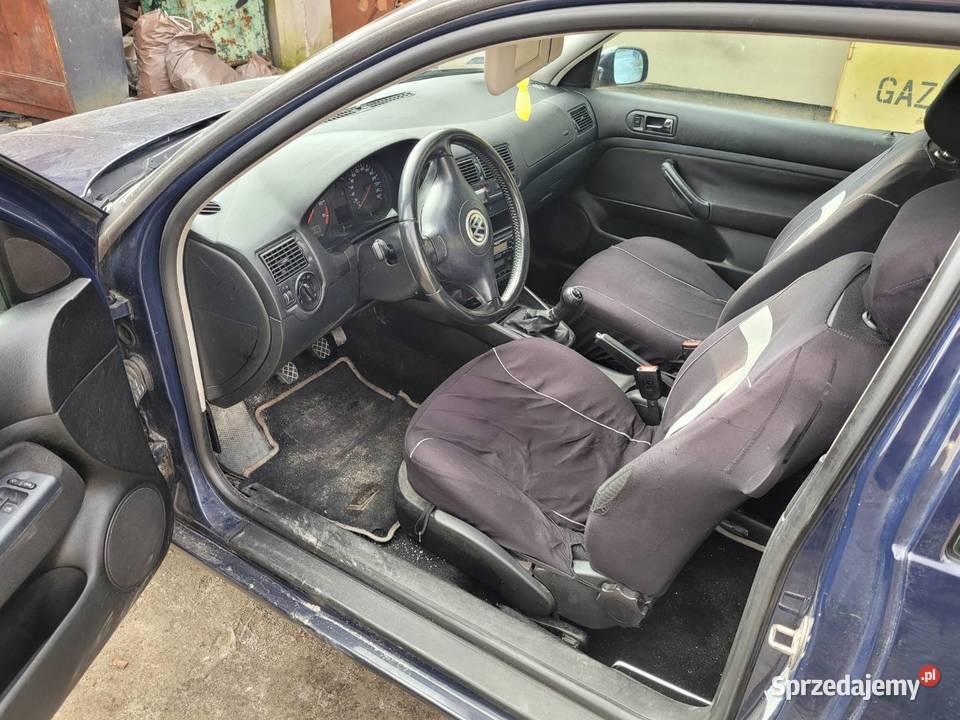 Syndyk sprzeda Volkswagen Golf IV Rok produkcji 1999