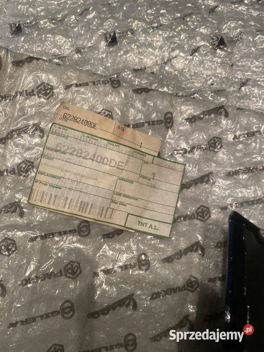 Piaggio Vespa GTS 125300 osłona Owiewka Tablicy wielkopolskie Poznań