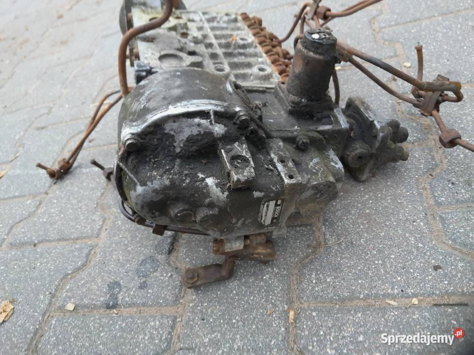 Pompa paliwa silnik deutzh v8 BF8L413F podlaskie Łomża