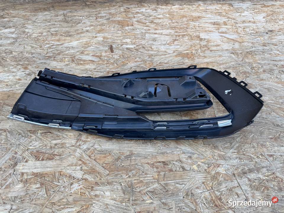 Kratka przód prawa rh Volkswagen Passat b8 lift Międzychód