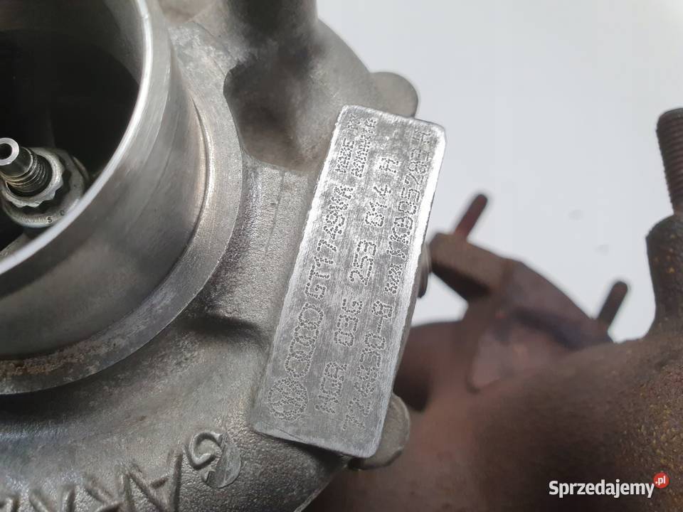 VW Golf V 20 TDI TURBOSPRĘŻARKA turbo 03G253014H osobowe lubelskie Janów