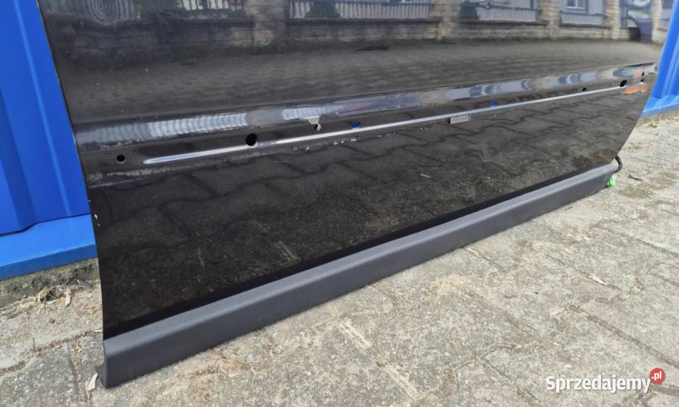 DRZWI PRZÓD PRAWY PRAWE VW PASSAT B5 FL LC9Z osobowe Działoszyce sprzedam