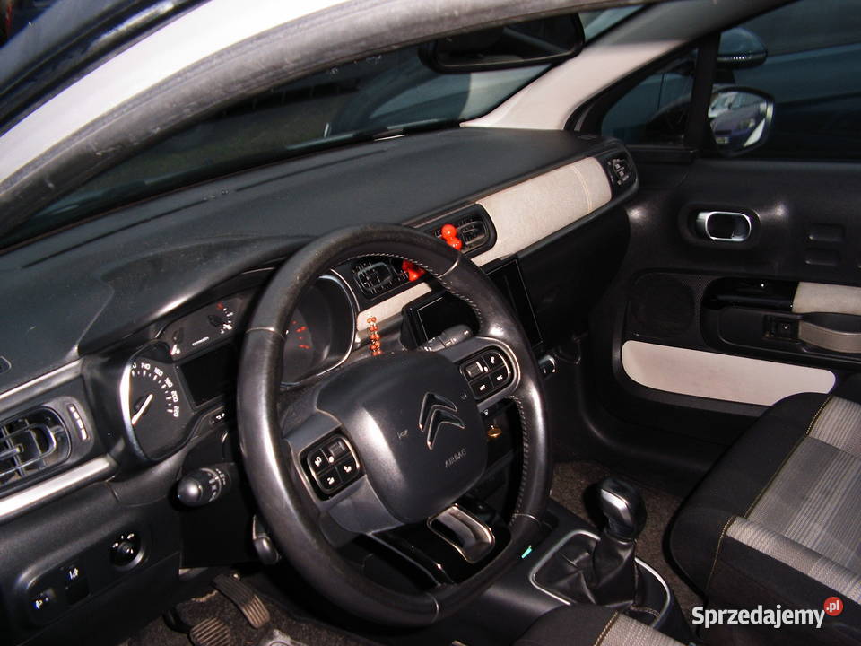 Citroen C 3 III 16 HDI 2017 r Hatchback Września