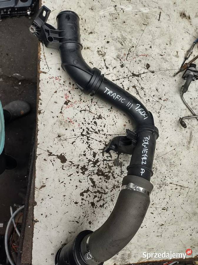 RENAULT TRAFIC III VIVARO 16DCI rura powietrza dostawcze