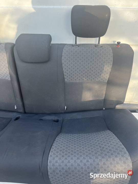 Tylna kanapa z oparciem Toyota yaris