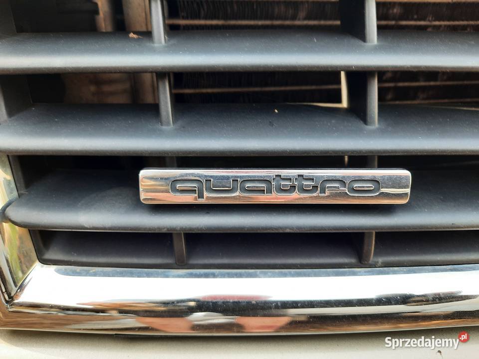QUATTRO Znaczek emblemat na atrapę Audi A4 B6 Atrapy Szczerbice