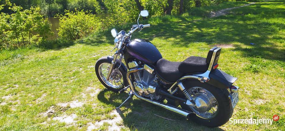 Suzuki Intruder VS 1400 nieuszkodzony