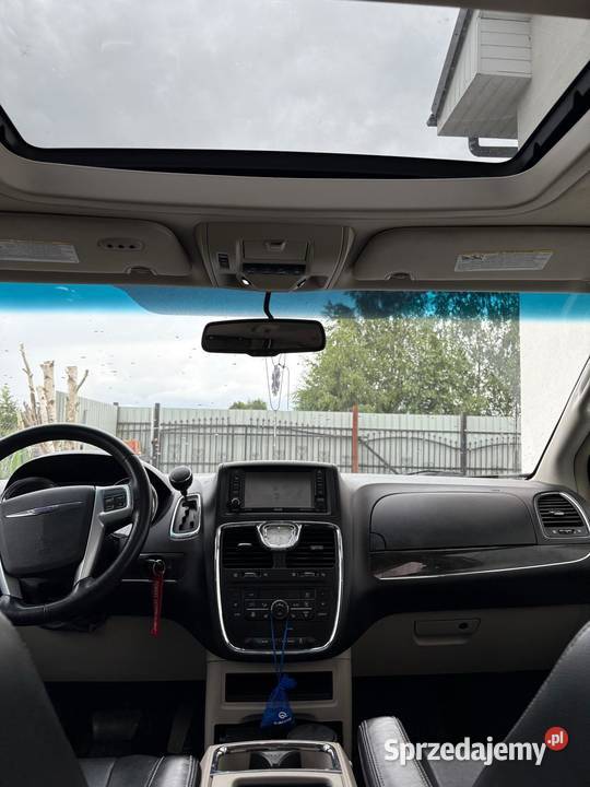 Chrysler TownCountry TC 2012 LPG Pewniak Puck