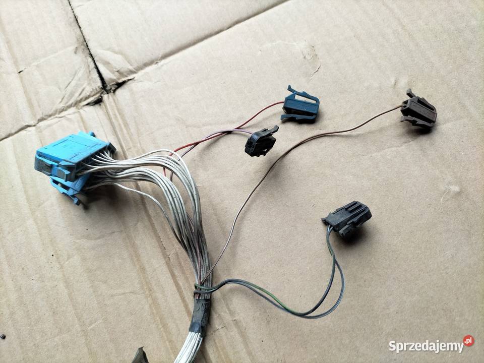 VW PASSAT B4 INSTALACJA WIĄZKA ELEKTRYCZNA Pozostałe Pozostałe Kamień-Kolonia