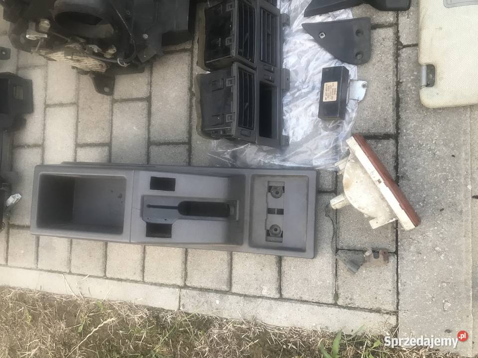 Części Nissan Terrano 1 kratki uszczelka Kraków