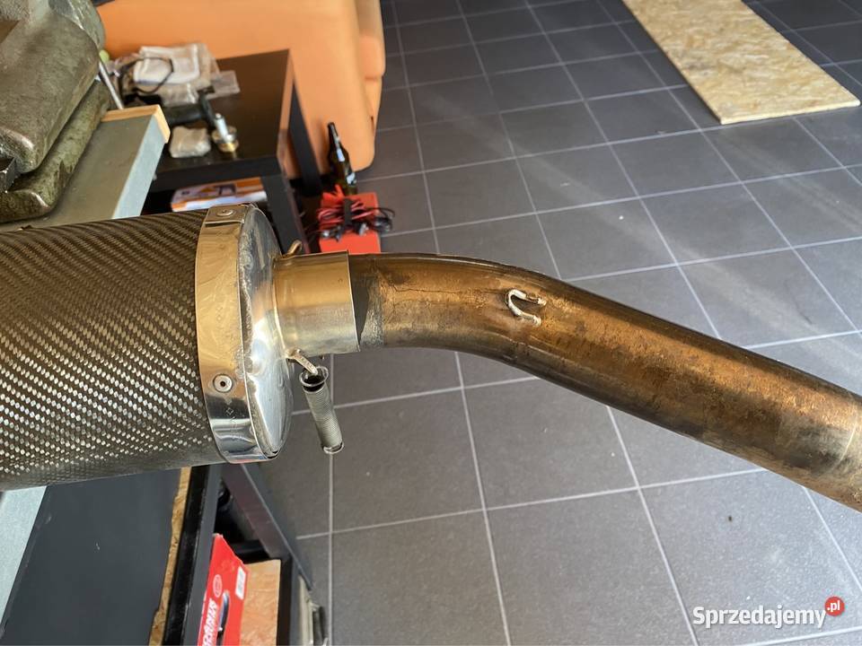 Tłumik Carbon lekki