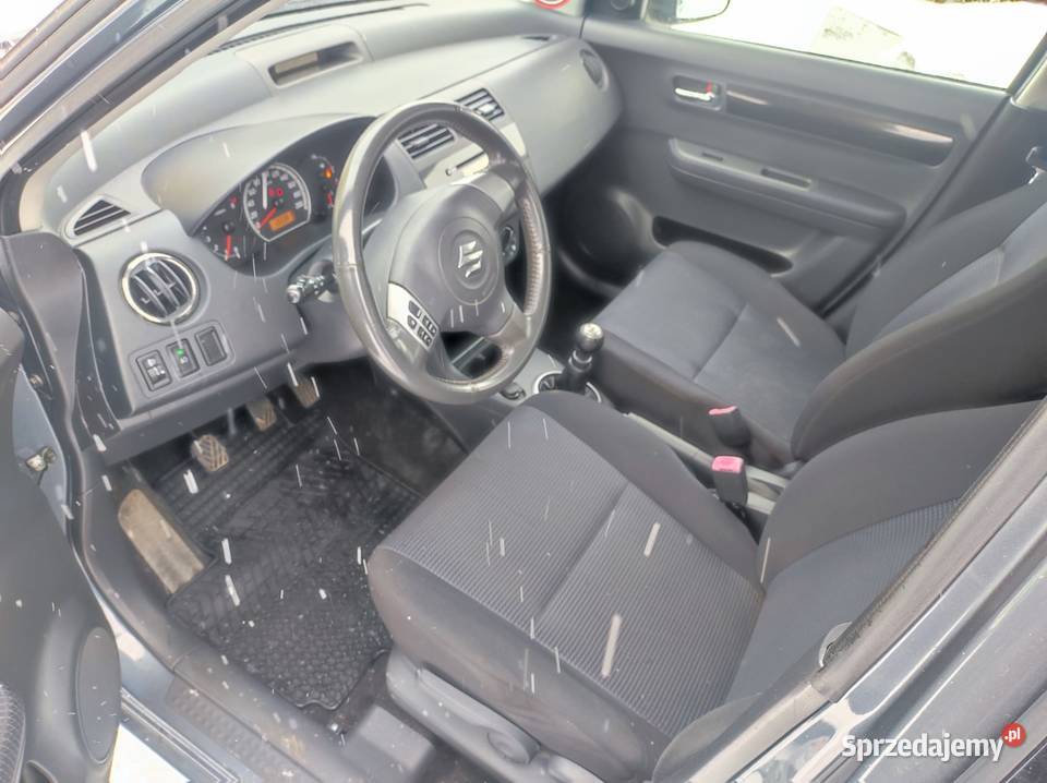 Suzuki Swift 2009r 13 92 Napęd 4x4