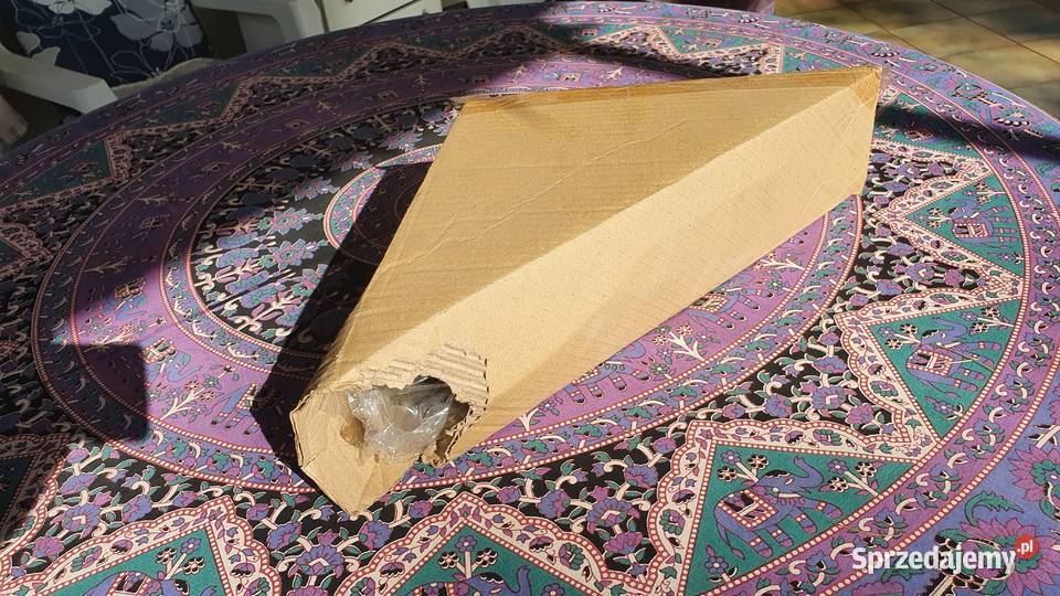 wieszak ozdobny na ubrania nieużywany satynowy Wrocław