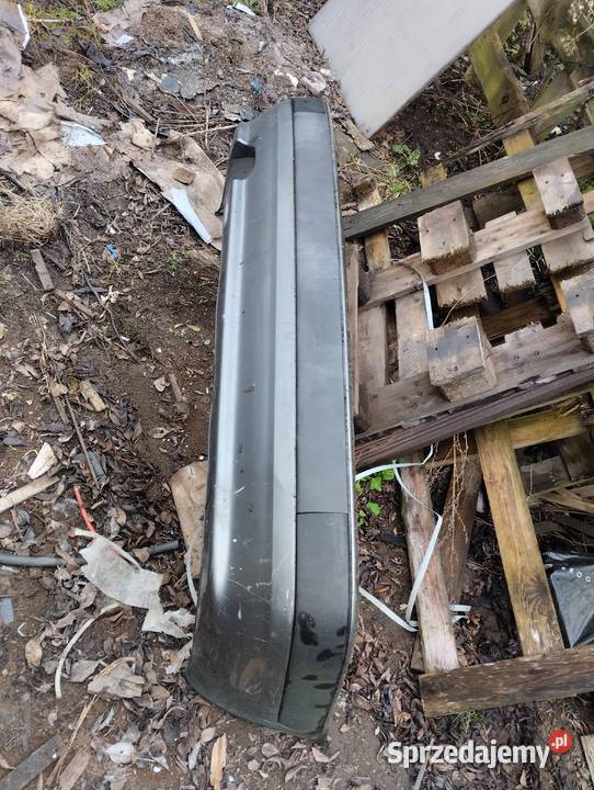 tylny zderzak audi 80 b4 sedan Gniew