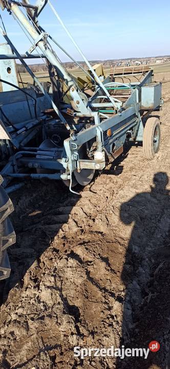 Sprzedam kombajn Karlik do kopania chrzanu i nieuszkodzony Lipnik