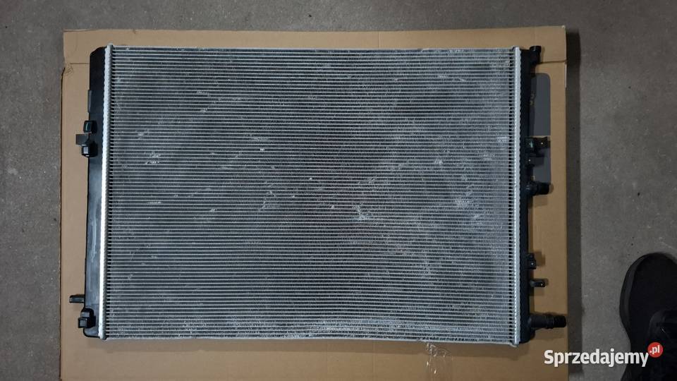 Chłodnia wody 214101292R osobowe sprzedam