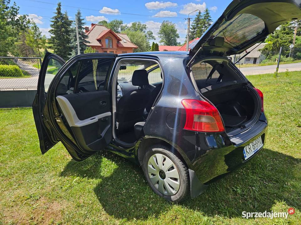 TOYOTA YARIS 13 87 1 właściciel 11 lat małopolskie Miechów
